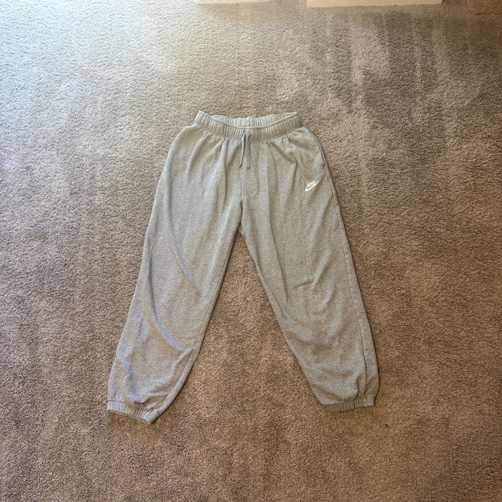 Nike Woman’s Light Gray Joggers